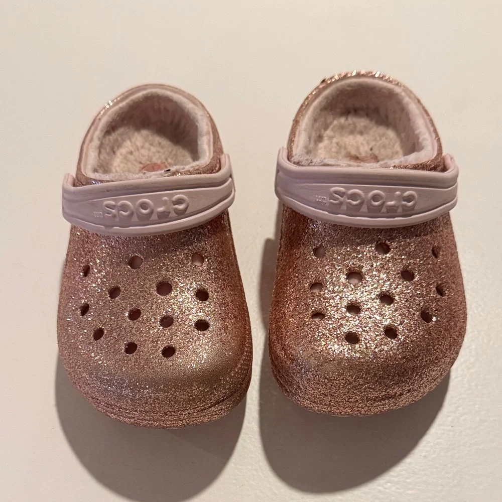 CROCS Glittery Lined Pink Kids c9 - Picture 1 of 6